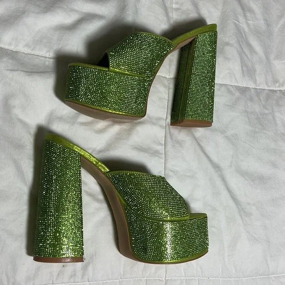 Fashion Nova Green Glitter Platform Heels - Picture 3 of 5